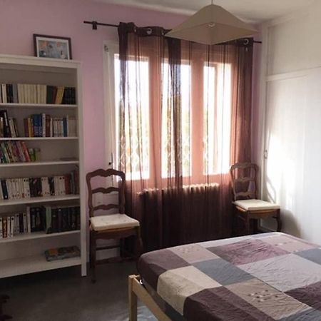 Maison Familiale A Nîmes Exteriér fotografie